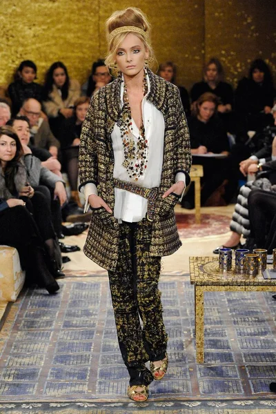 Look 66